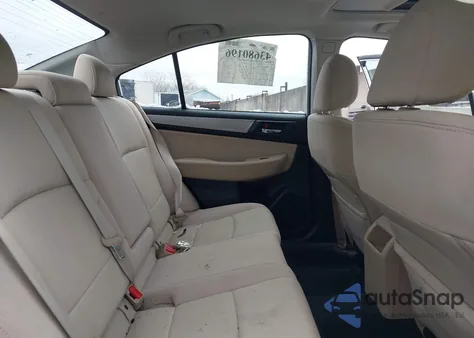 2017 Subaru Legacy 2.5I Premium из США, поврежденный, VIN 4S3BNAH68H3012643